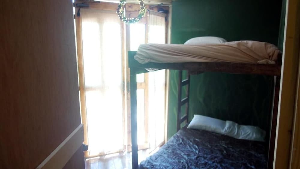 Lost River Hostel 13/50