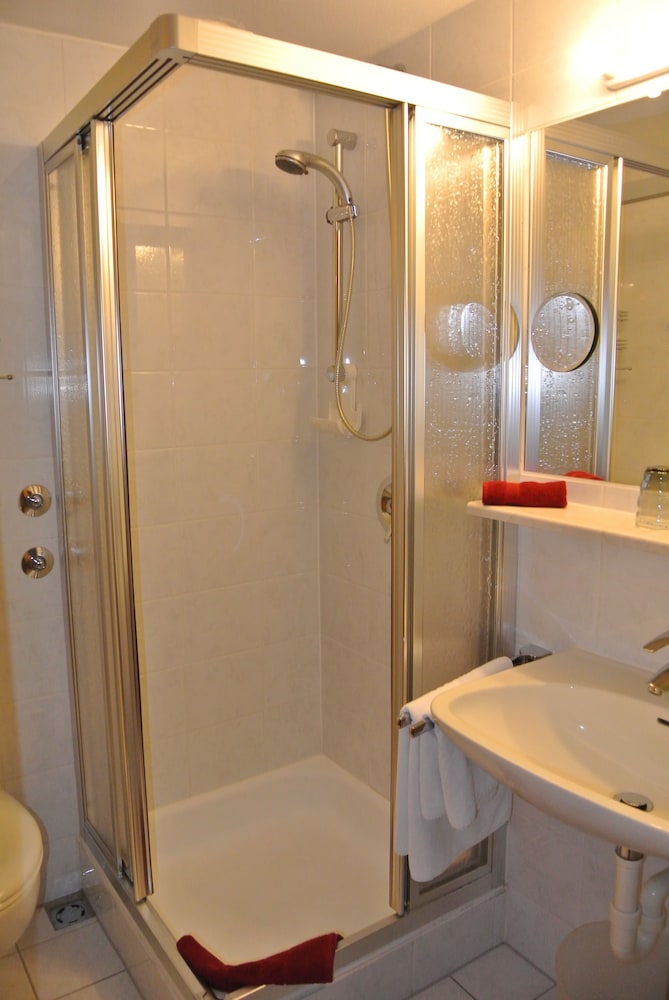 AKZENT Hotel Am Bach 12/66