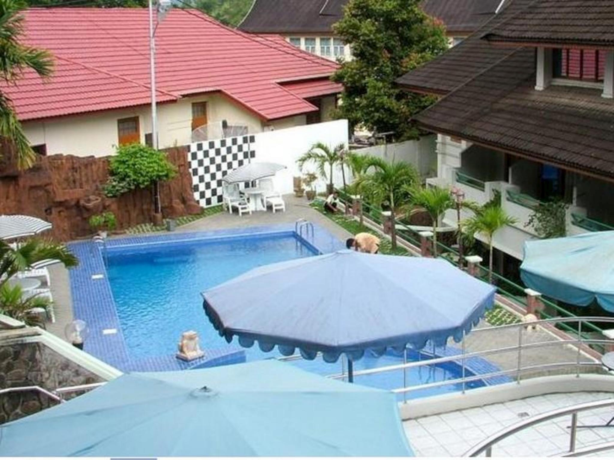 Royal Denai Hotel 19/20
