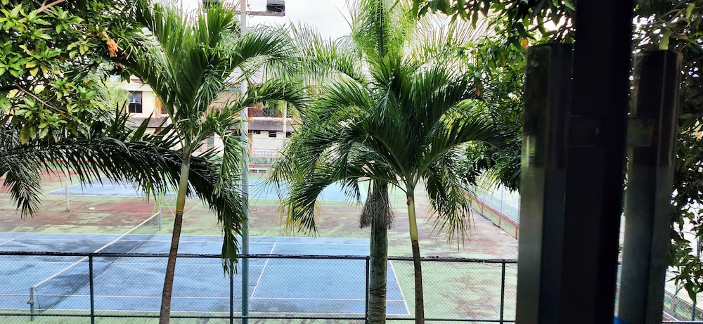 Town House Bukit Damai Indah Hotel and Residence 40/49