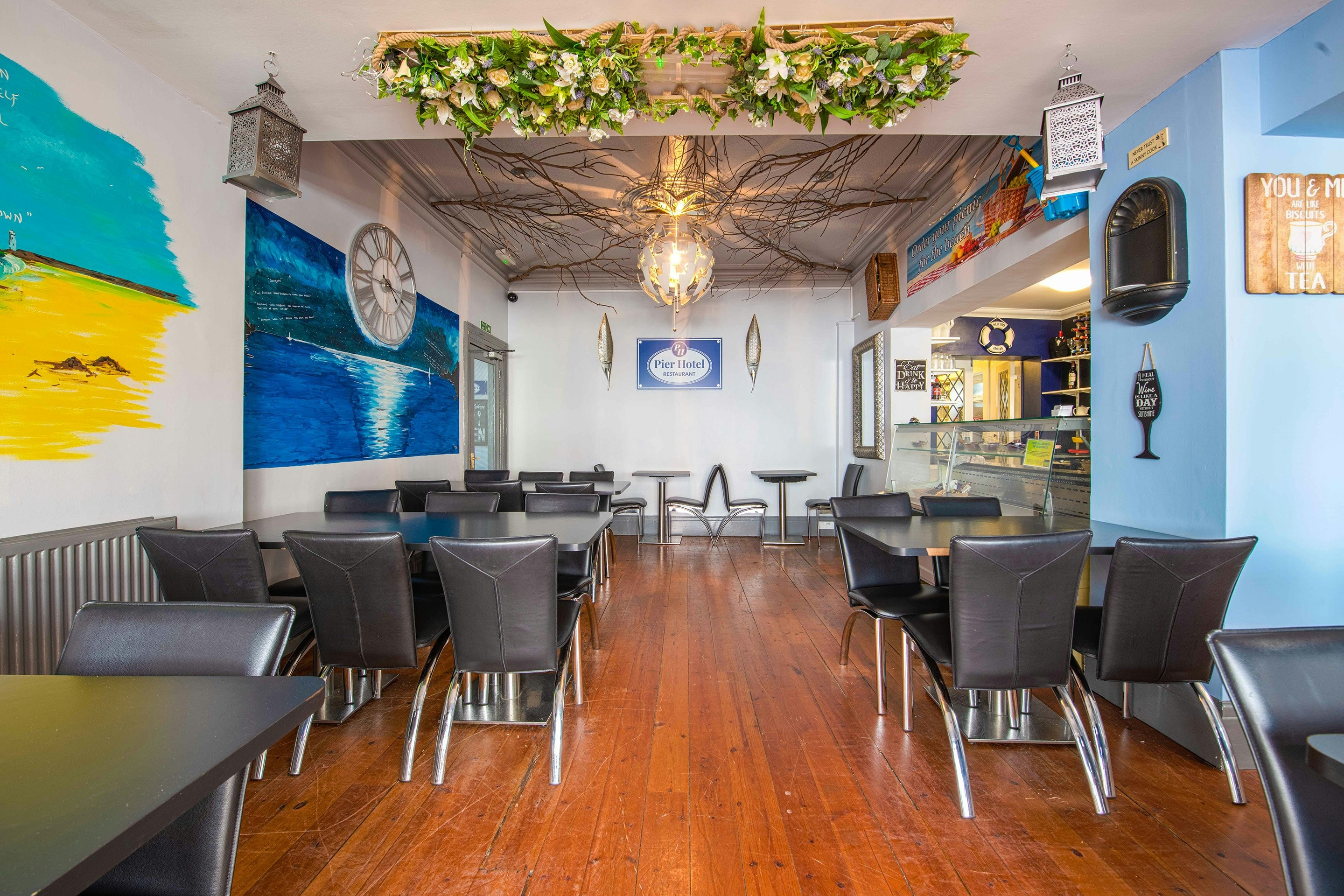 OYO The Pier Hotel 22/31