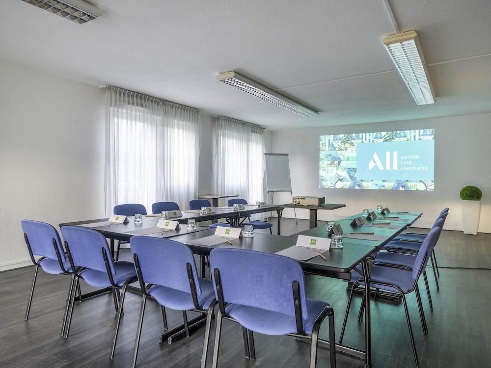 Ibis Styles Marennes Oleron 39/53