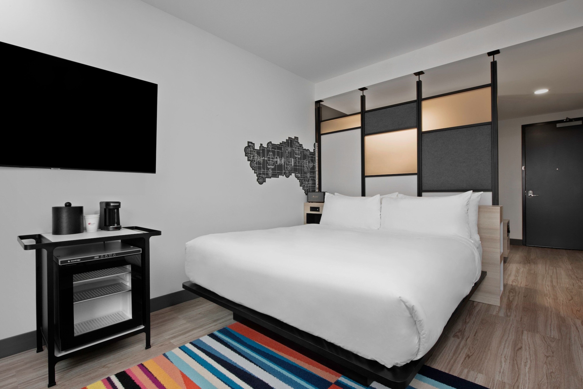 Urban, King Bed