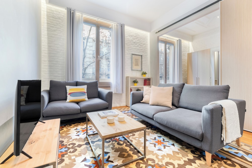 Fuster Apartments 17/50