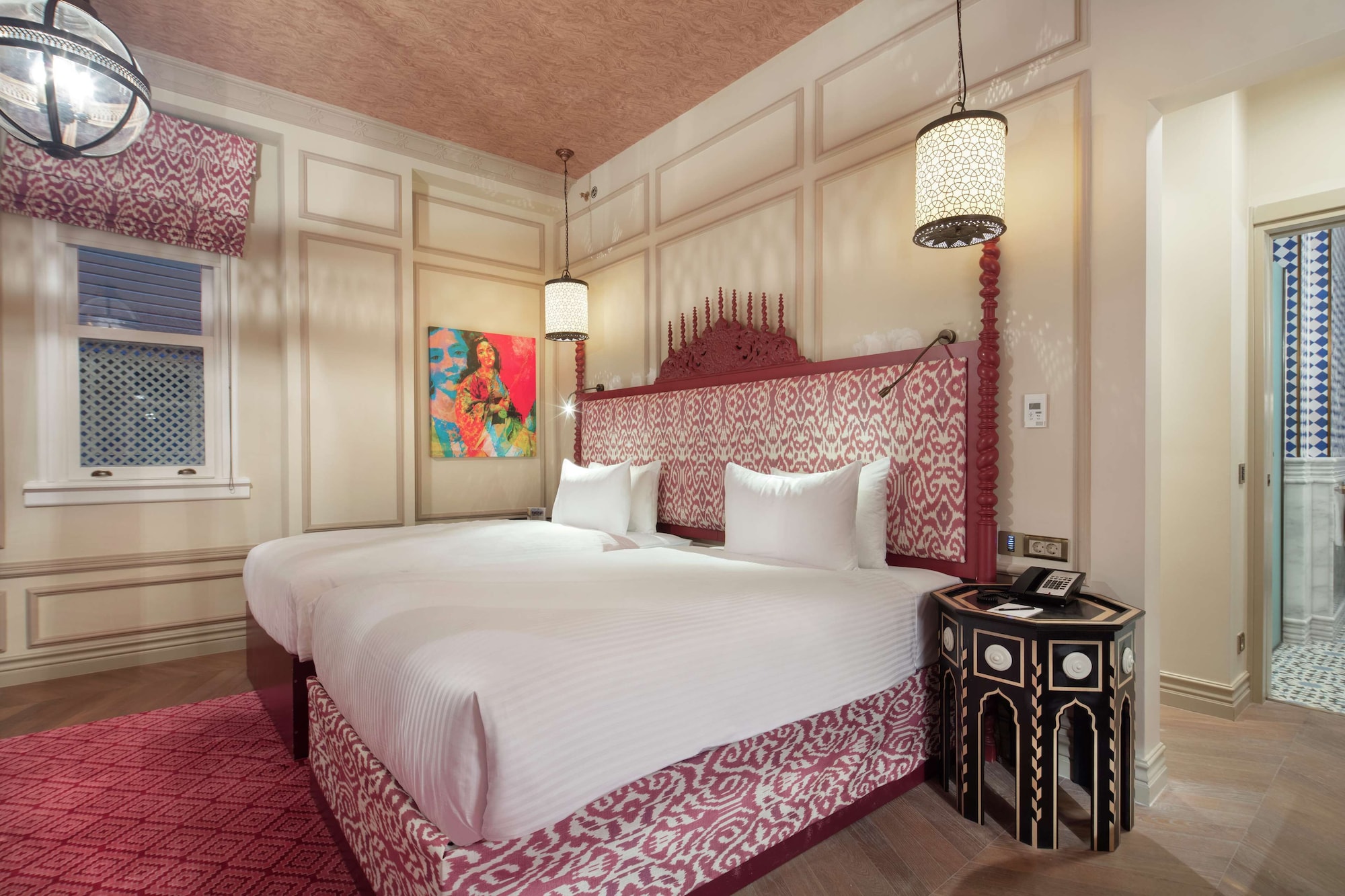 junior suite, twin beds