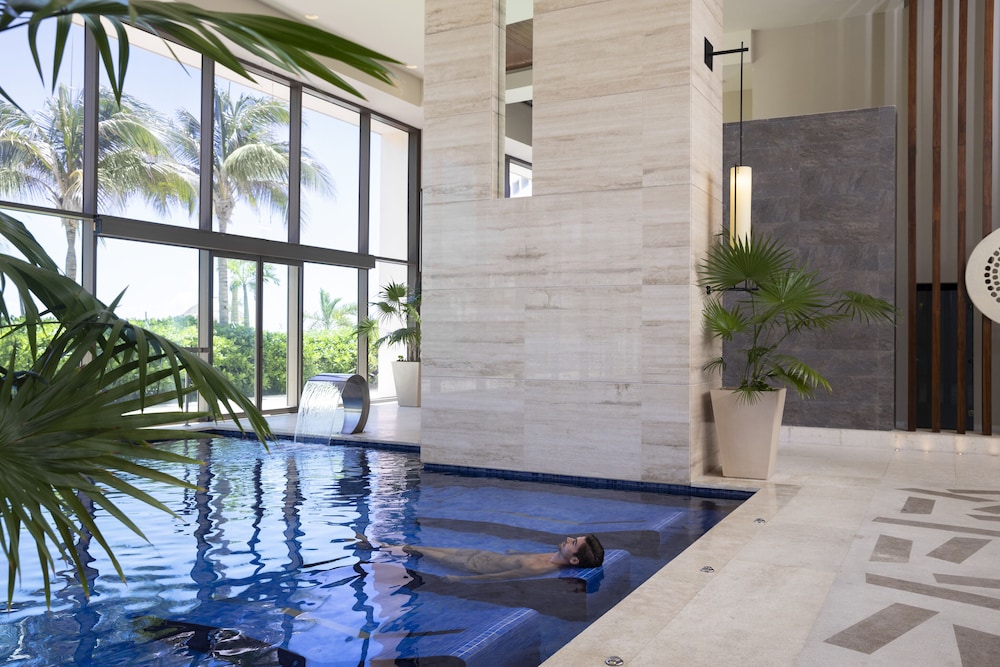 Turquoize at Hyatt Ziva Cancun Adults Only 19/50