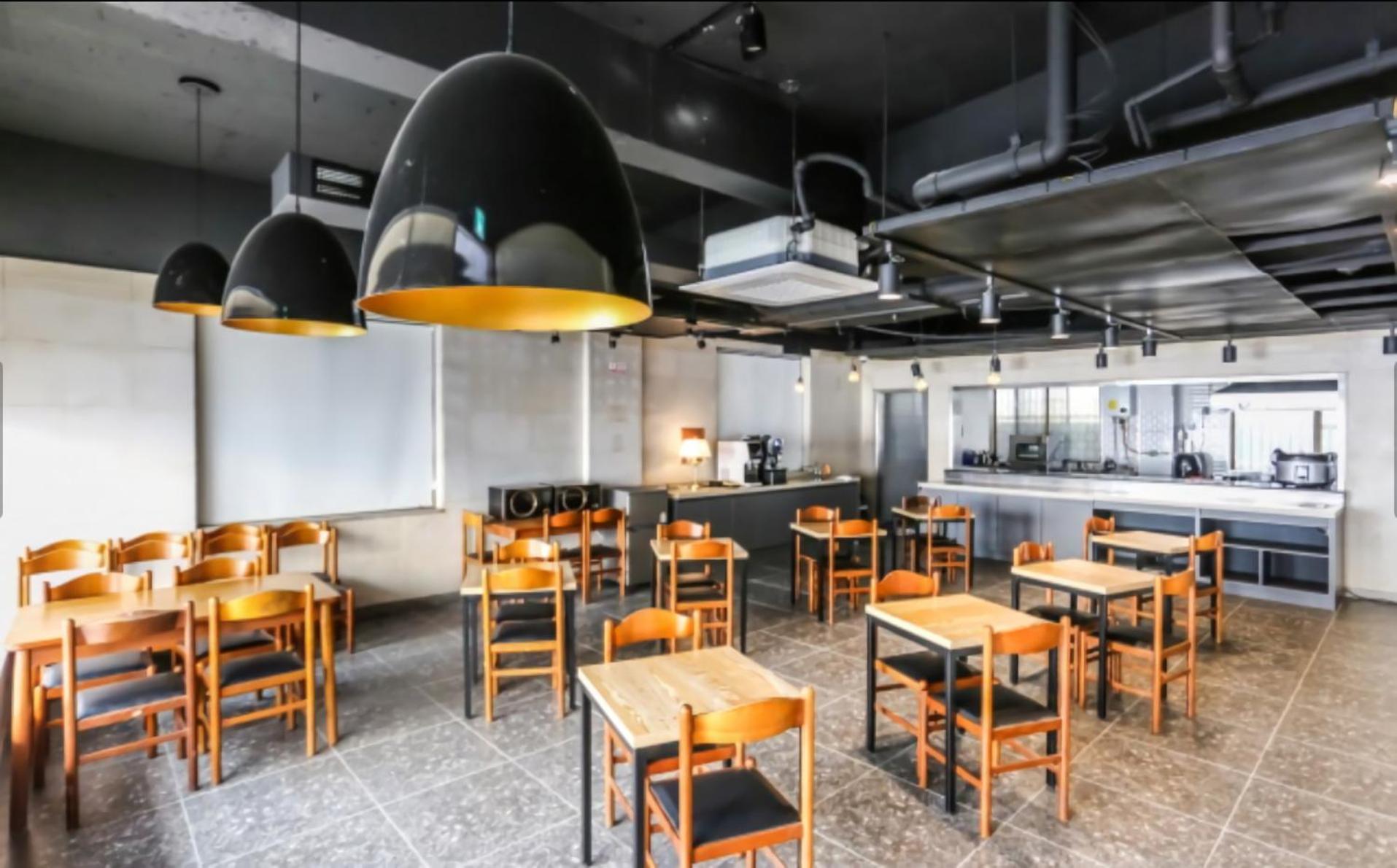 Renaissance Hotel - Hostel 17/23