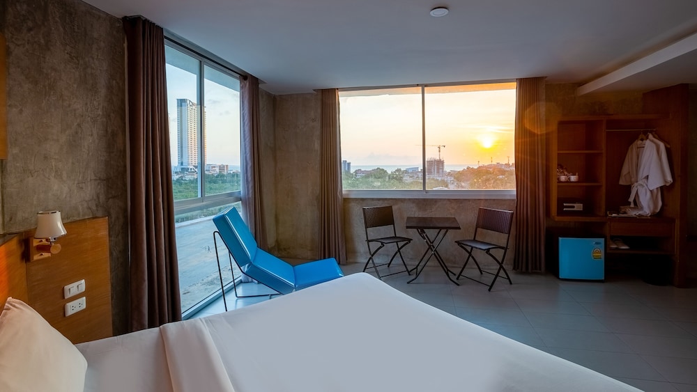 B2 Jomtien Pattaya Boutique Budget Hotel 42/60