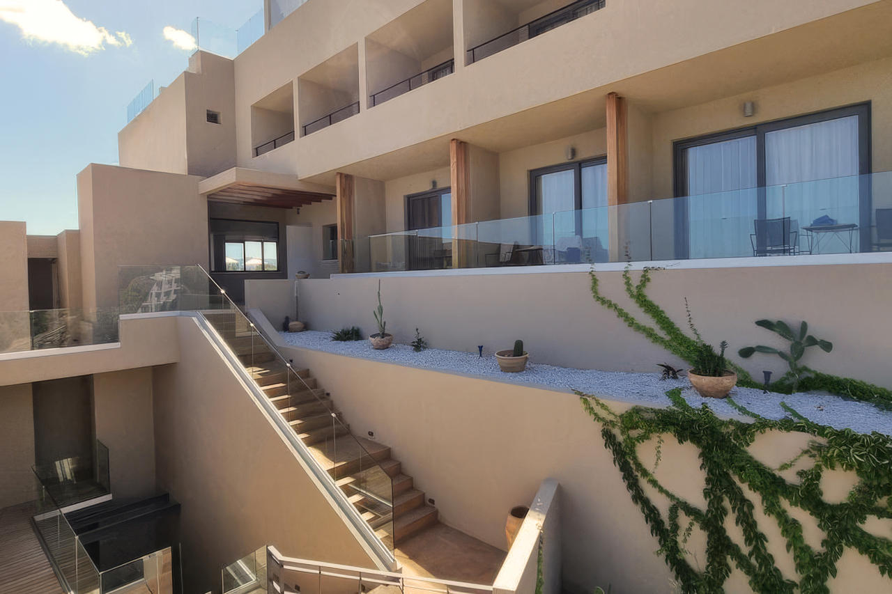 Zeus Eleva Miraya in AGIOS NIKOLAOS
