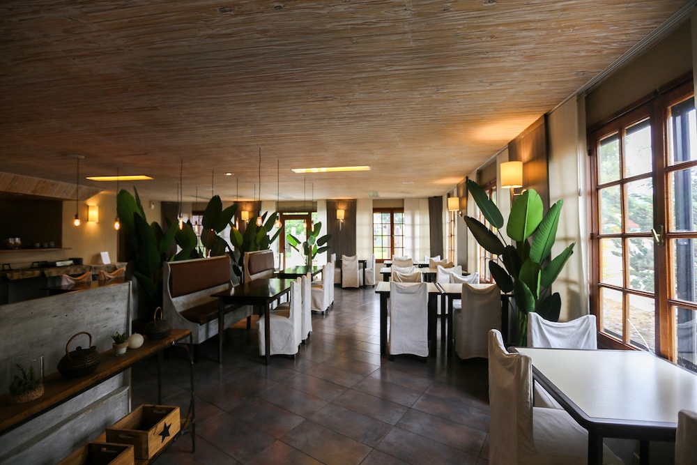 Bahía Redonda Hotel 25/50