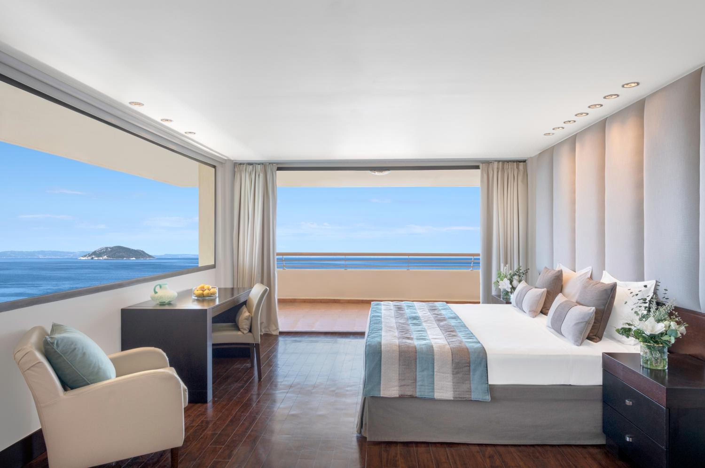 Royal, Suite, Sea or Marina View