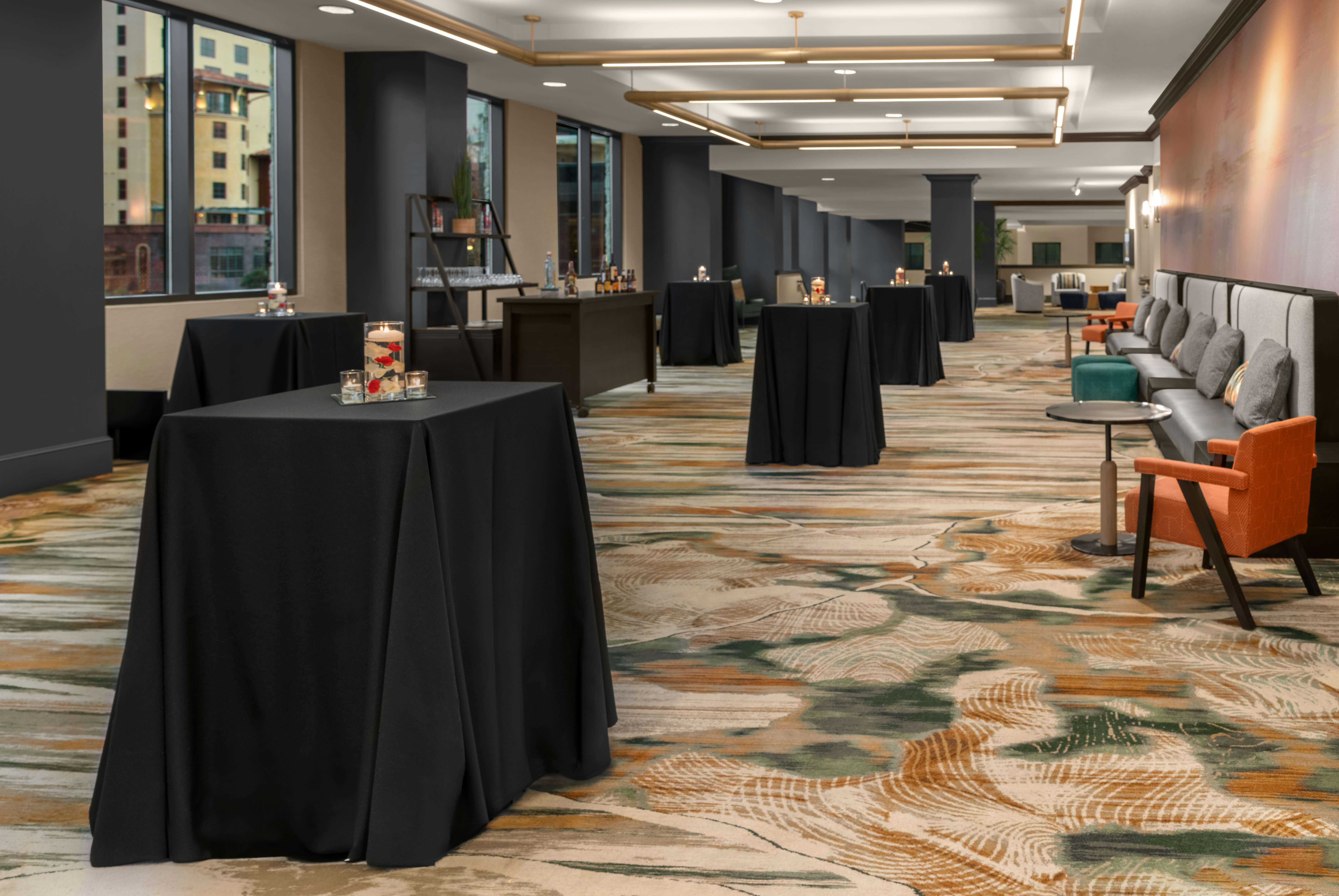 Embassy Suites By Hilton San Antonio Riverwalk Downtown 65/70