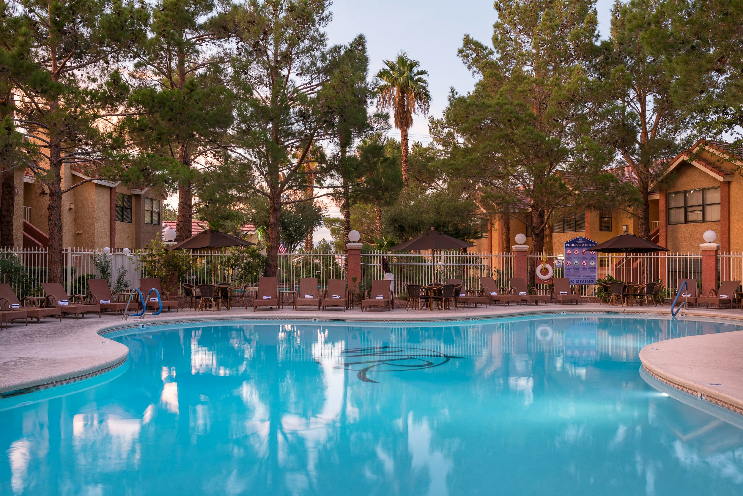 Westgate Flamingo Bay Resort 20/23