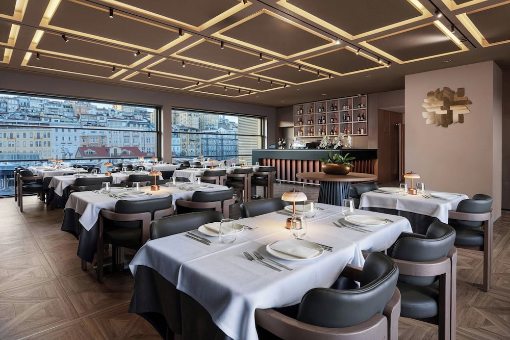 Delta Hotels Istanbul Karakoy 44/61