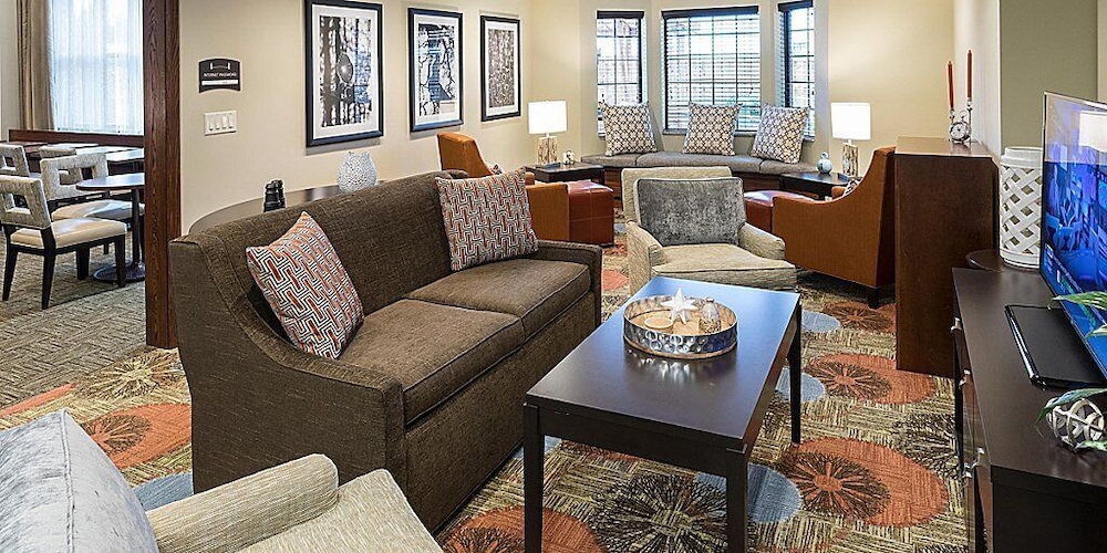 STAYBRIDGE SUITES OMAHA WEST 25/44