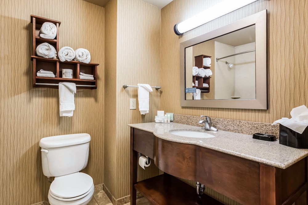 Hampton Inn Derby Wichita Southeast 34/42
