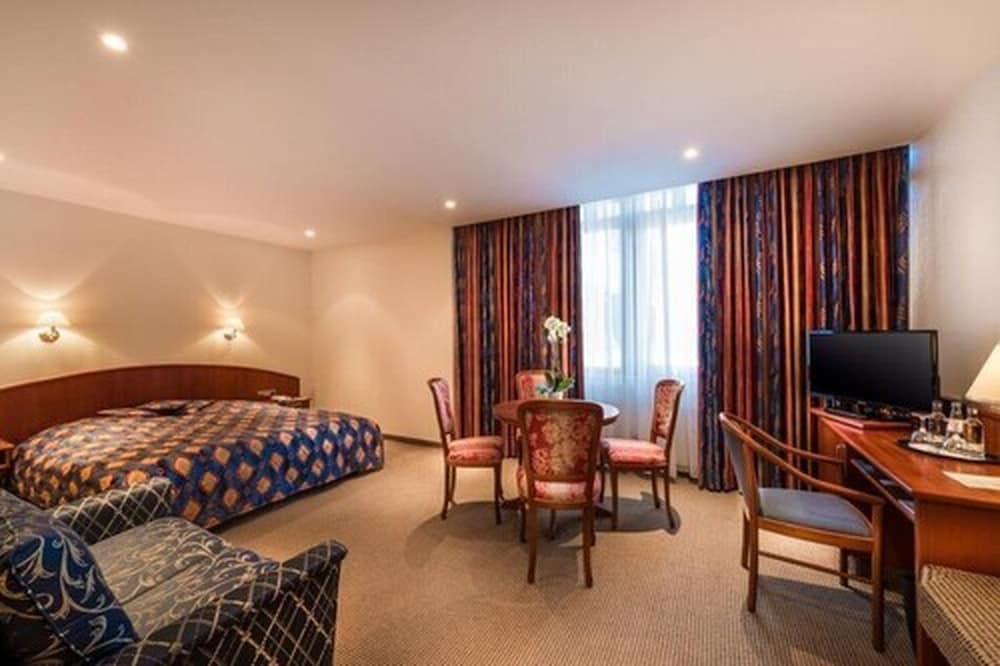 Hotel Alte Wache 22/33