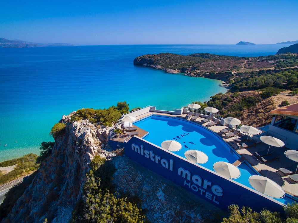 Mistral Mare Hotel 30/38