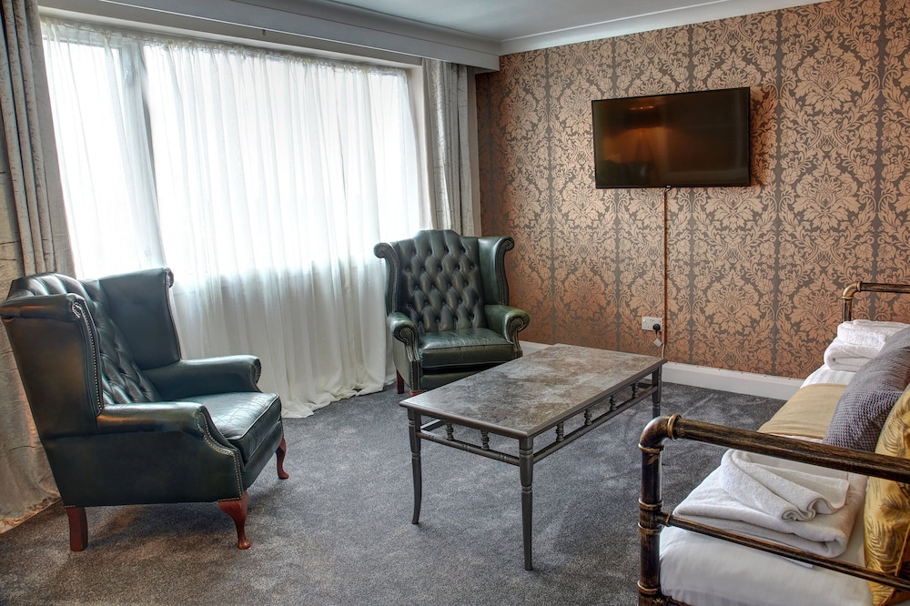 Orwell Hotel 47/67