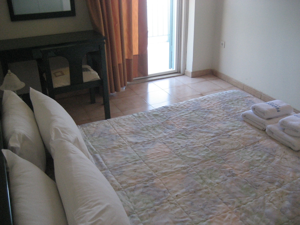 Kyveli Apartments 9/50