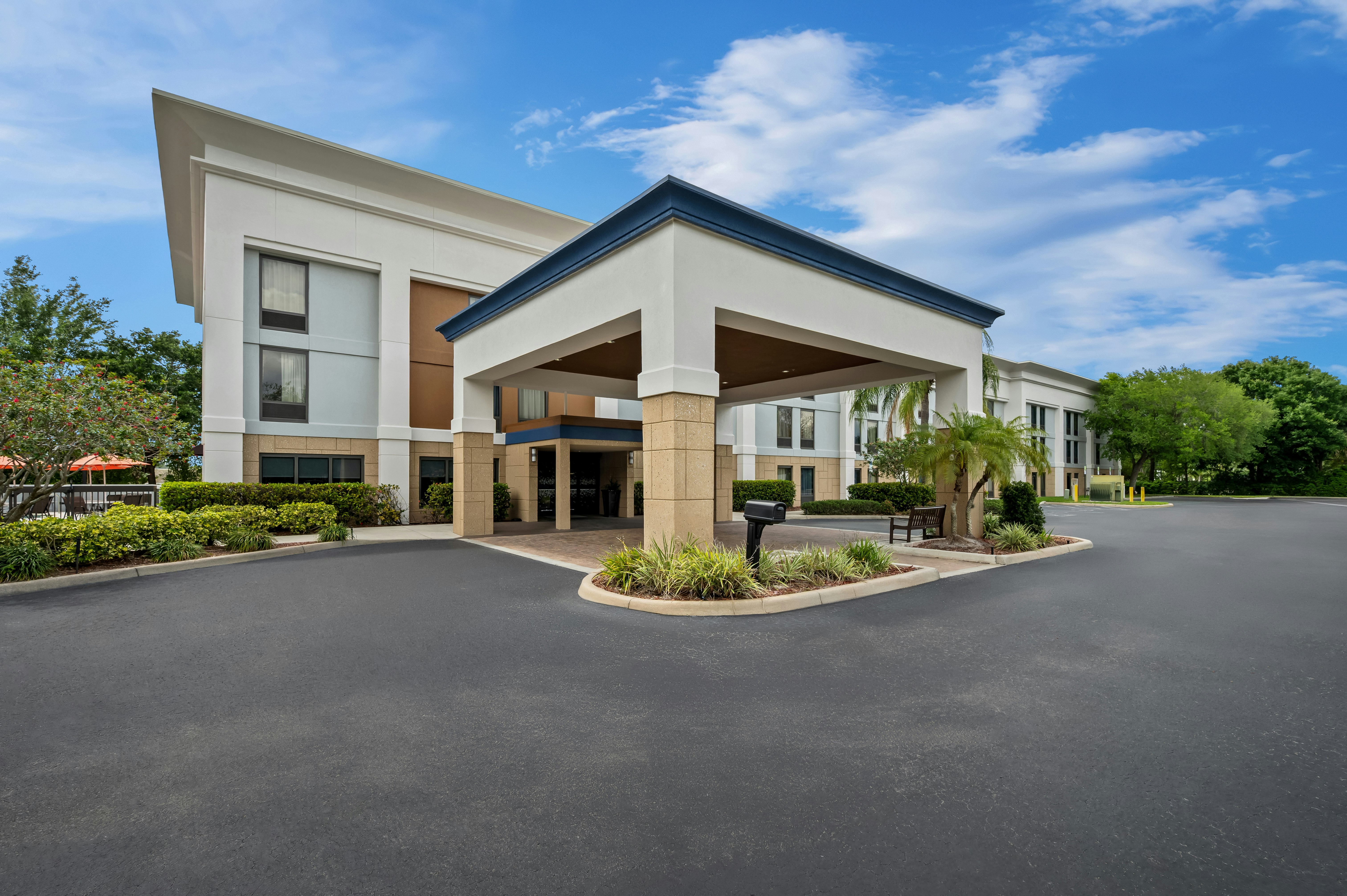 HAMPTON INN NAPLES I-75 52/59
