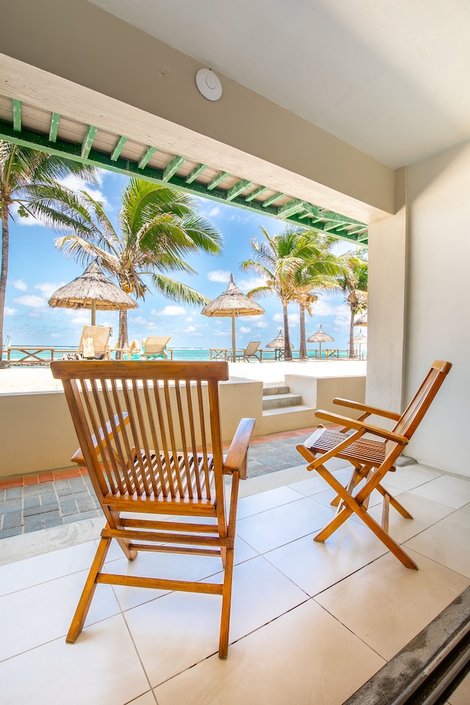 Le Peninsula Bay Beach Resort & Spa 30/50