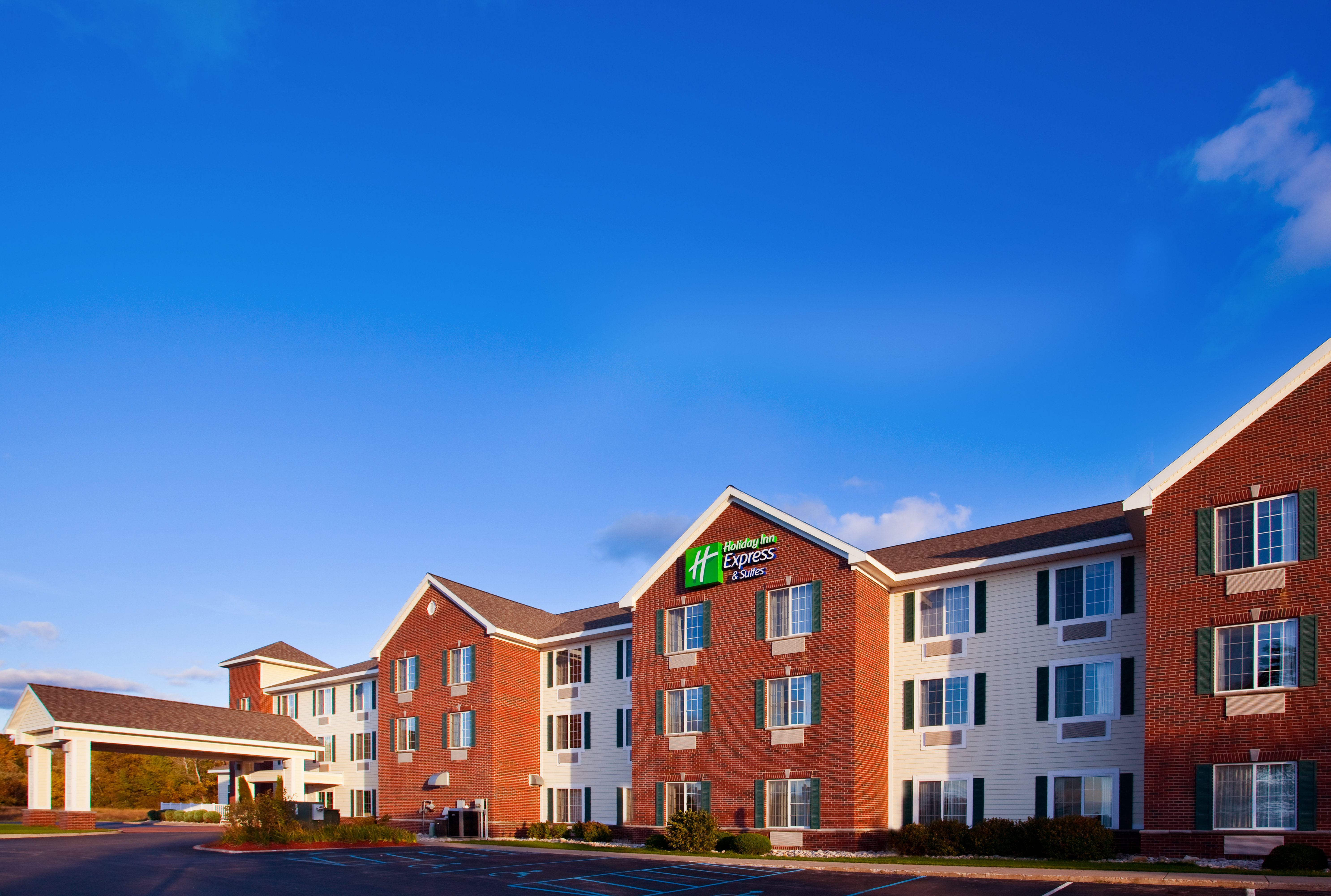 Holiday Inn Express Hotel Suites Acme Traverse City 2/50