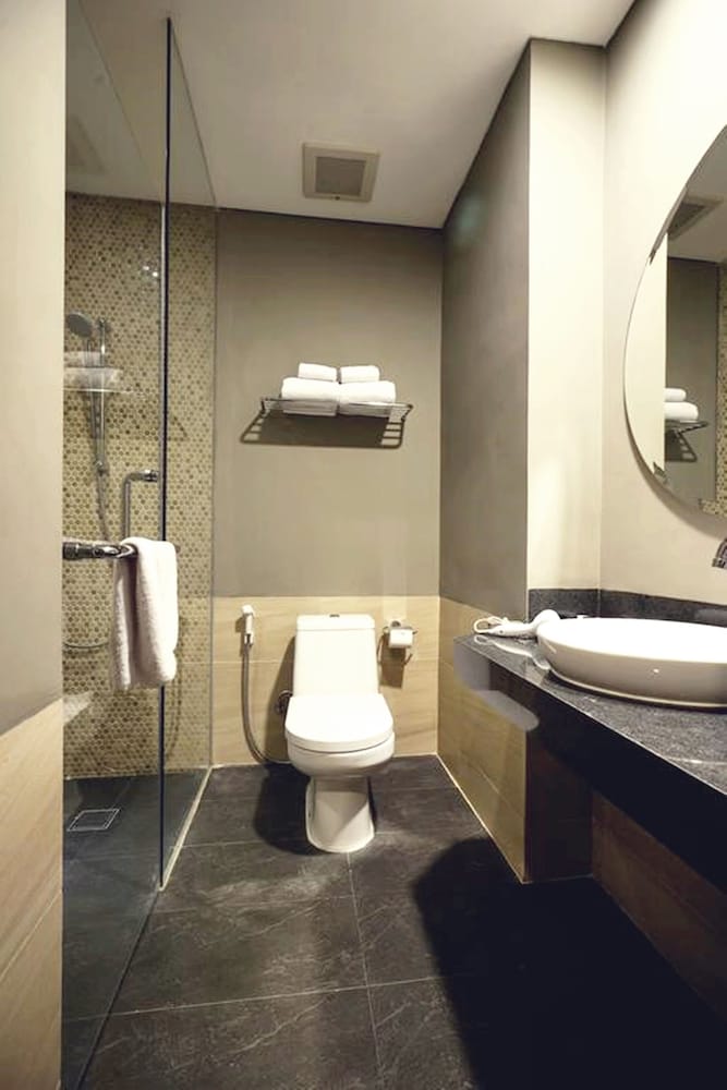 Liberty Hotel Thamrin Jakarta 48/50