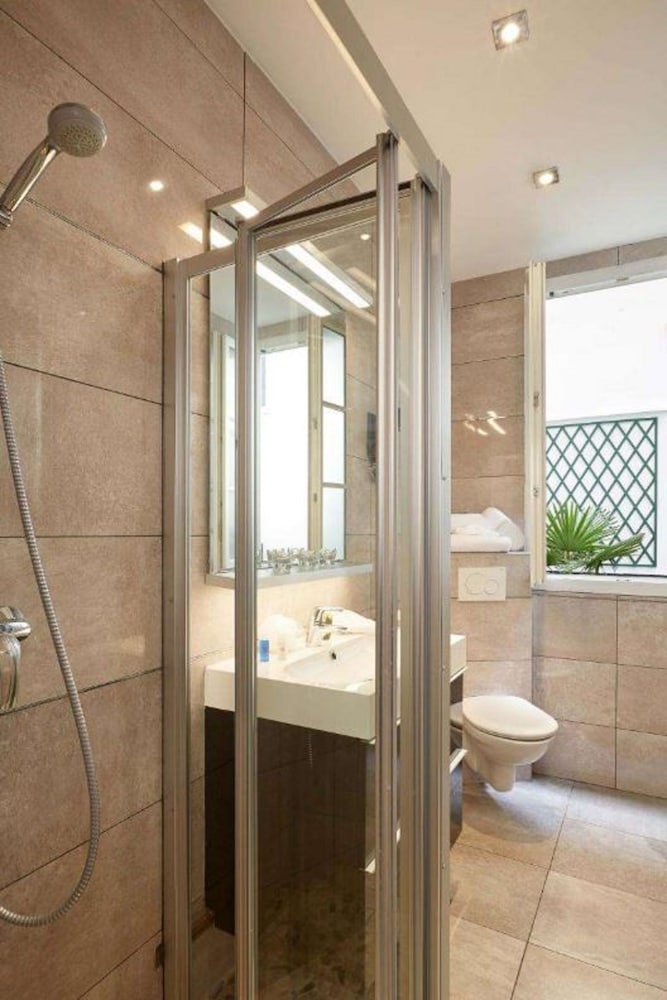 Hotel Le Twelve 17/50