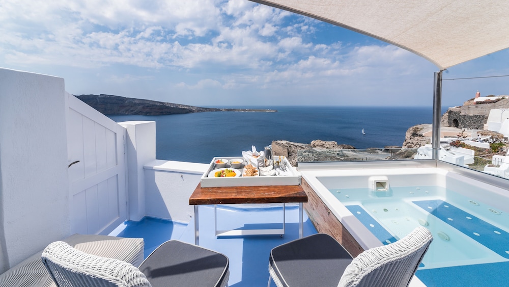 Hyperion Oia Suites 19/45