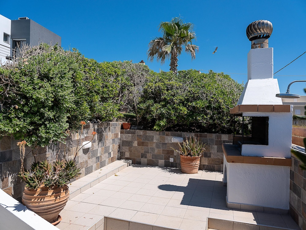 Villa Almyra 31/36