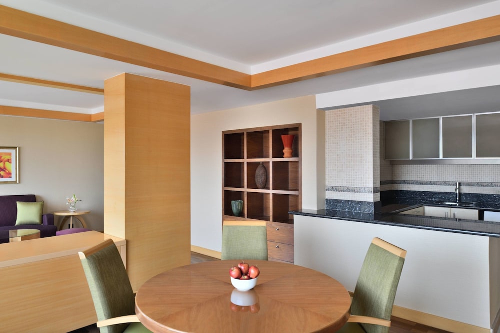 Courtyard By Marriott Chennai 28/38
