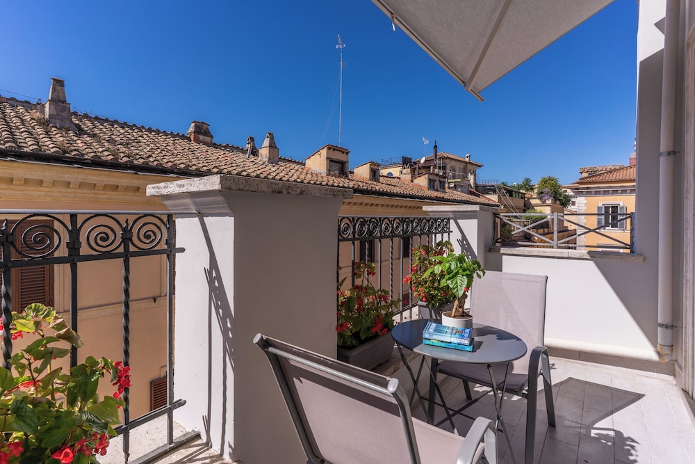 Relais Trevi 95 Boutique Hotel 7/74