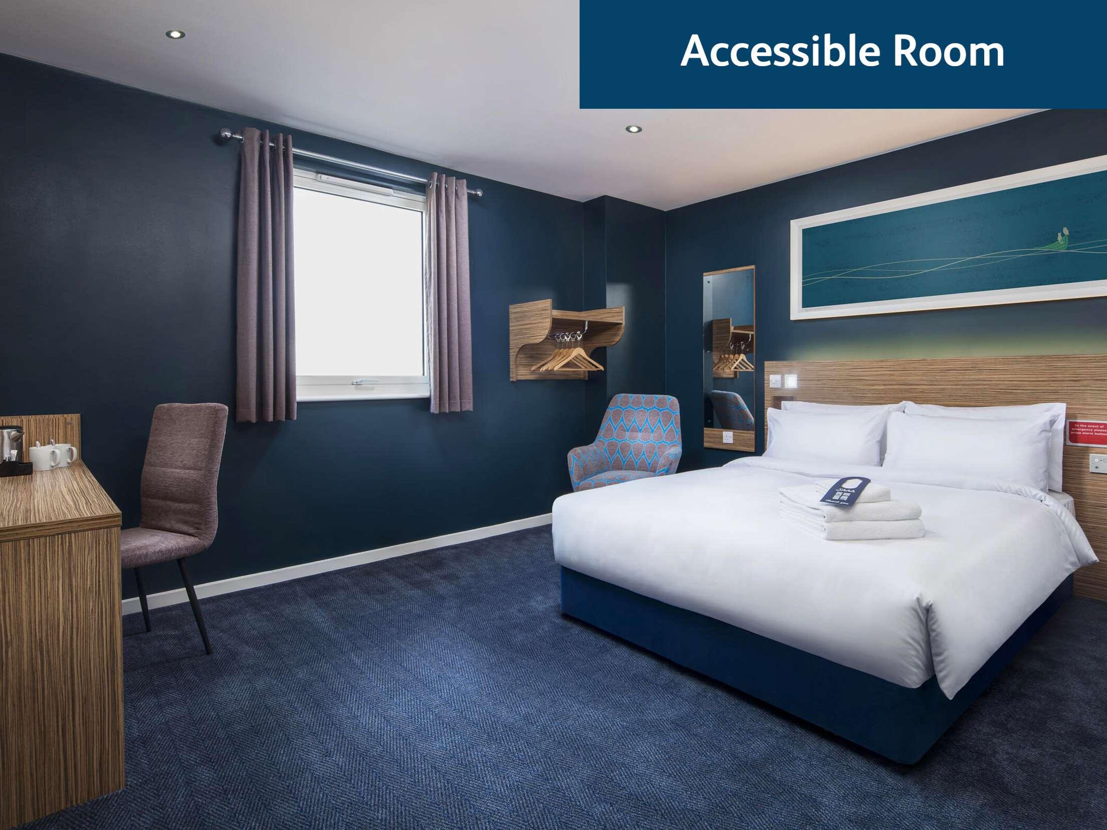 Travelodge Edinburgh Central Queen Street 9/22