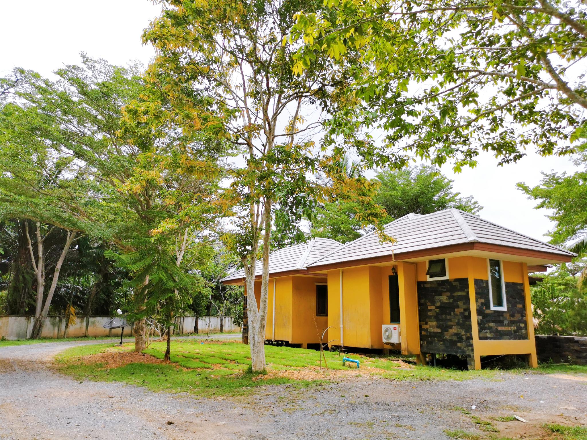 Farmsuk Residence And Resort 10/87