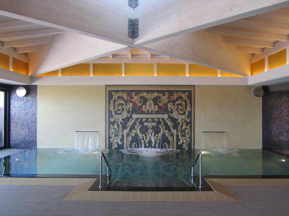 HOTEL & SPA BALFAGON 6/69