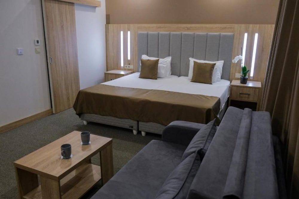 Hotel Sps 16/50