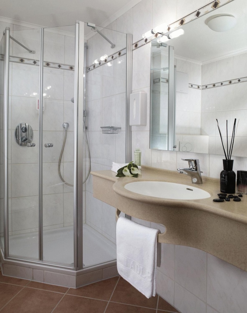 Flair Hotel Adlerbad 31/34