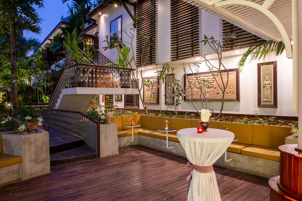 Montra Nivesha Residence 33/50