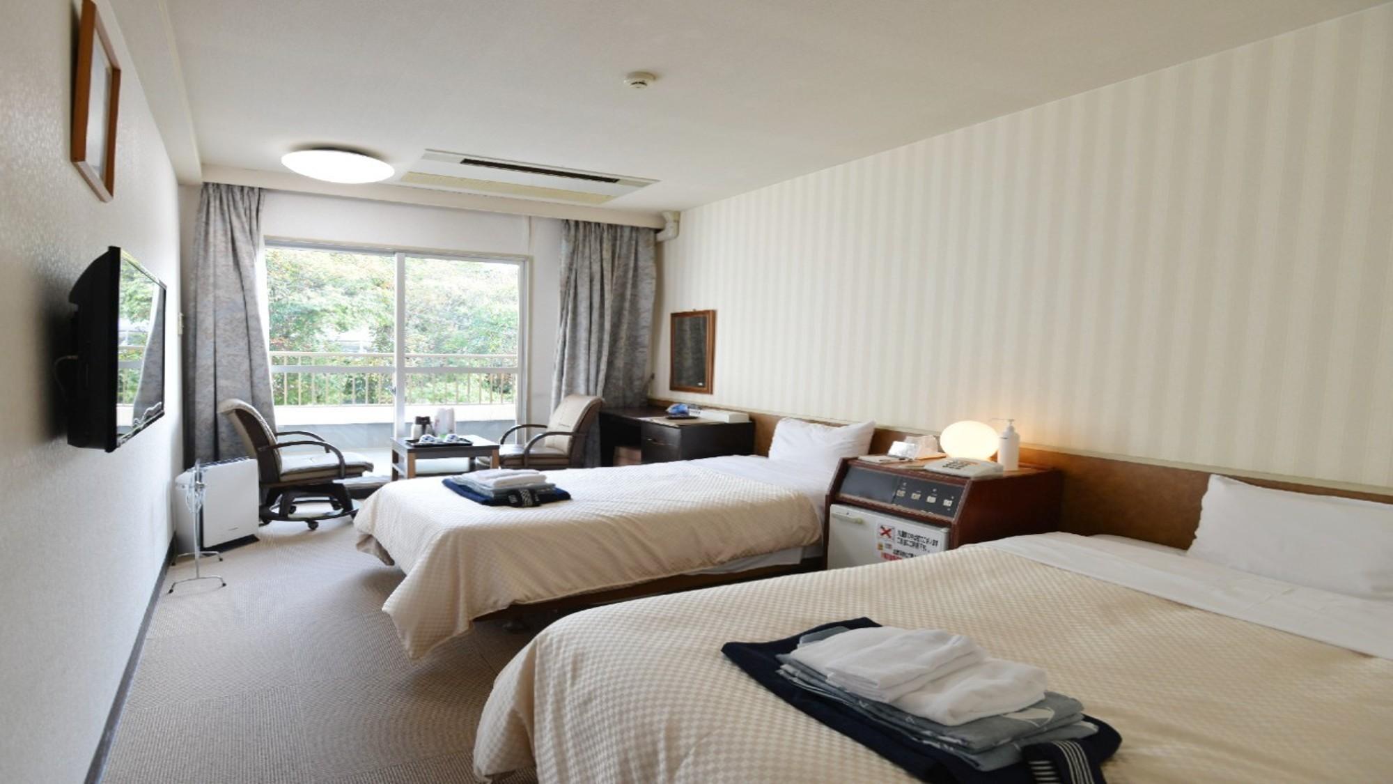 Standard, Twin Beds, South Wing