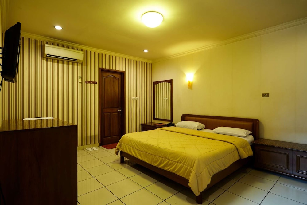 Hotel 678 Cawang 12/34
