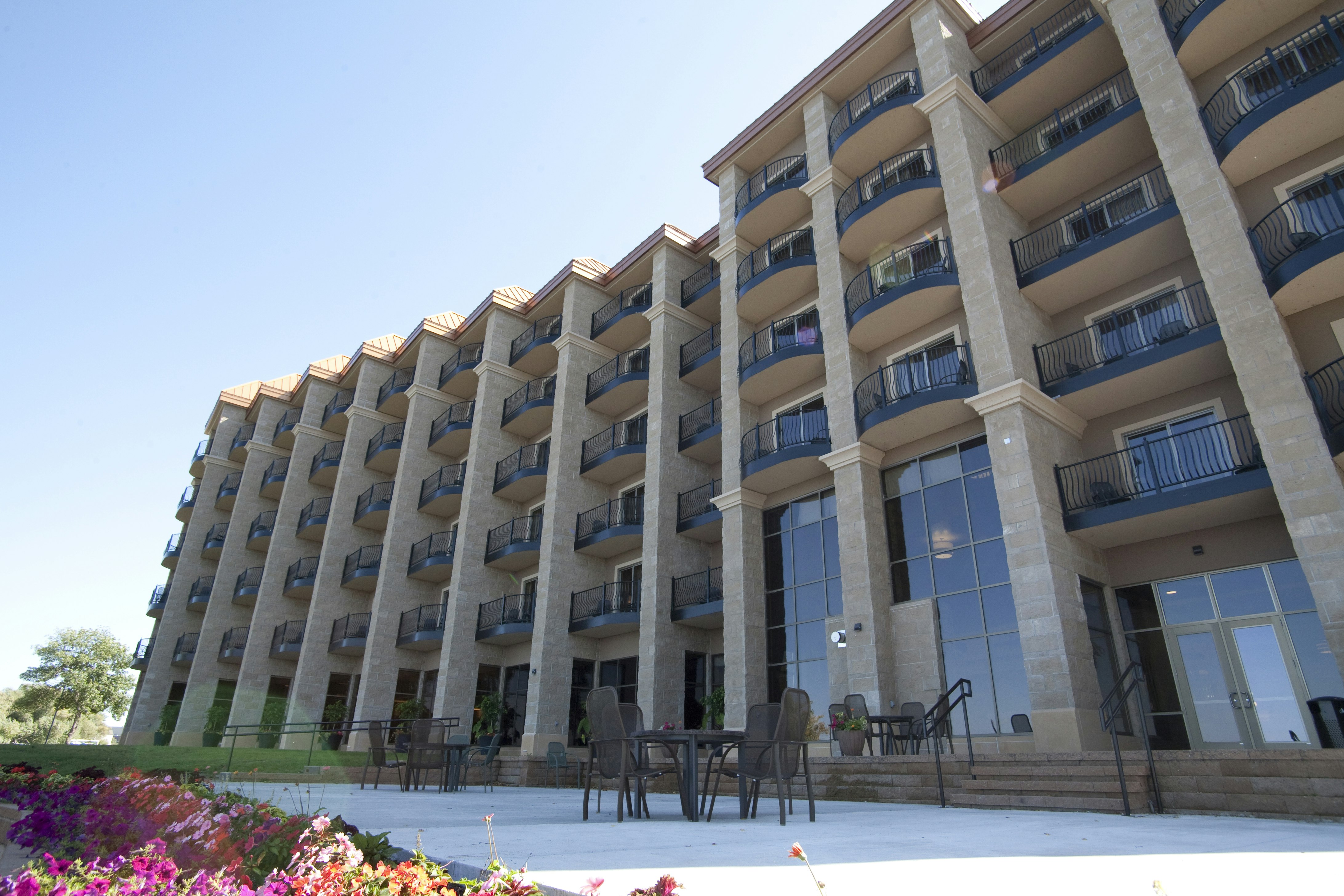 Doubletree By Hilton Hotel Bemidji 4/35