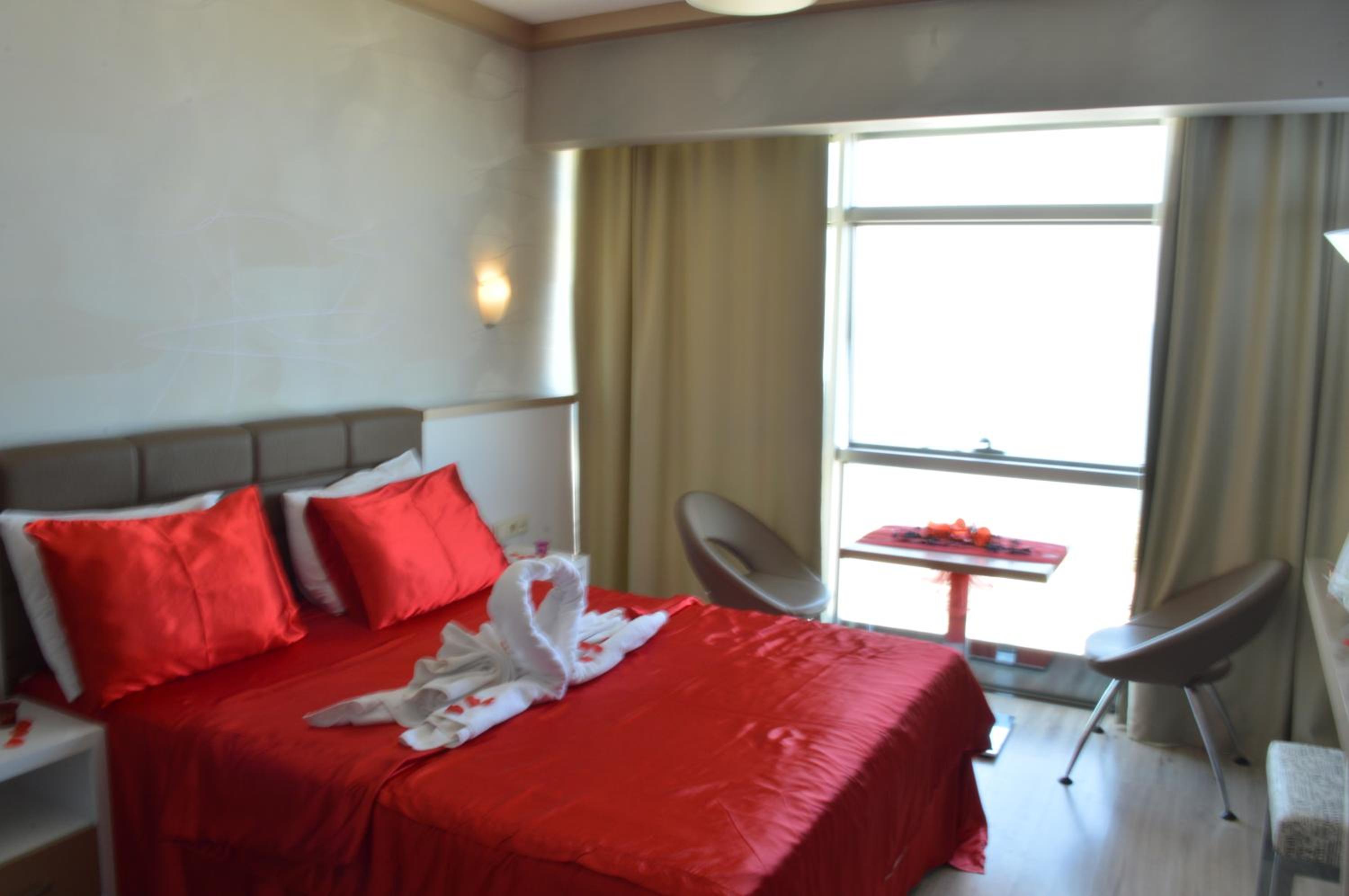 Bal Otel 30/35
