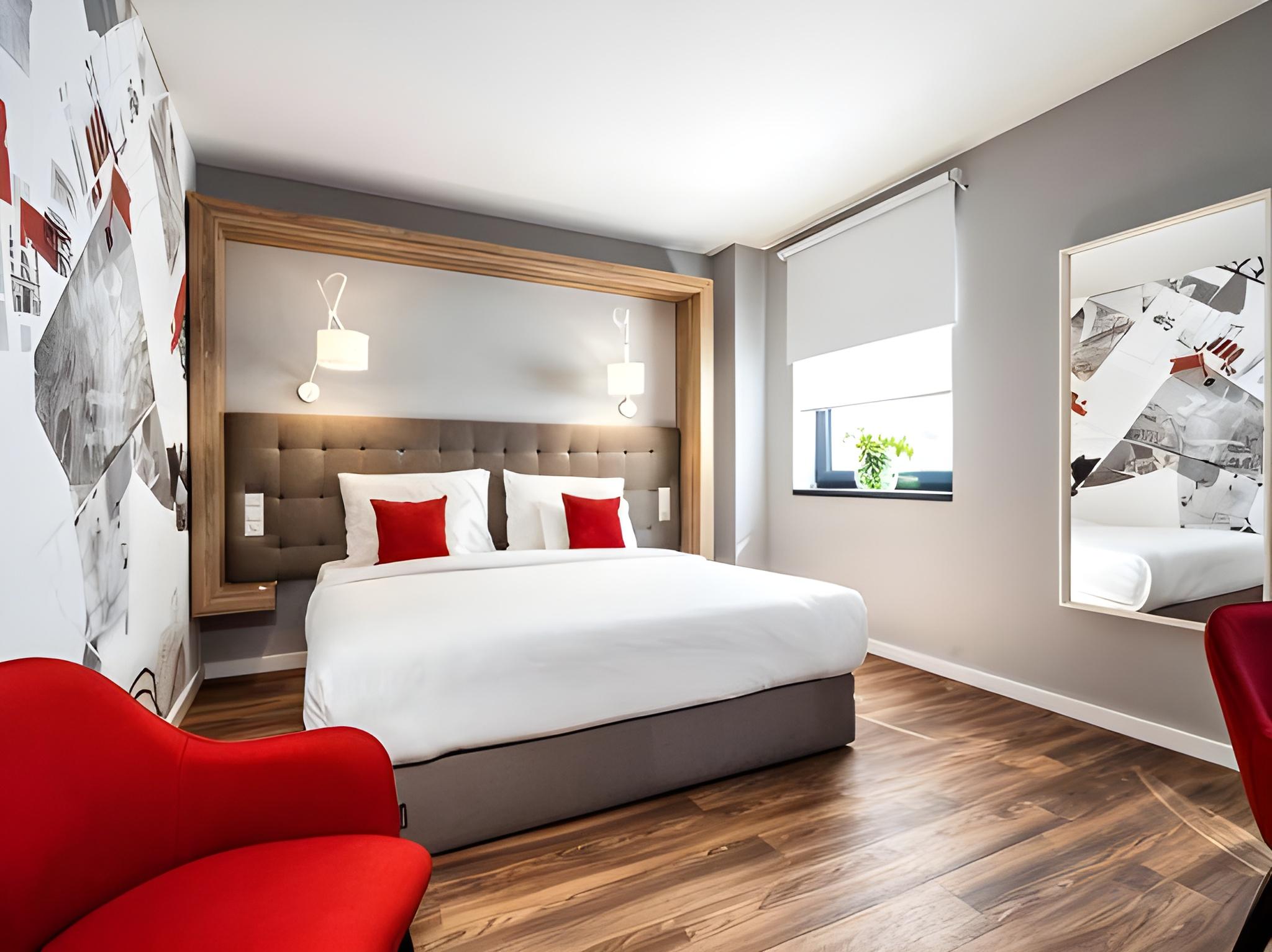 Smart, King Bed, Pet Friendly