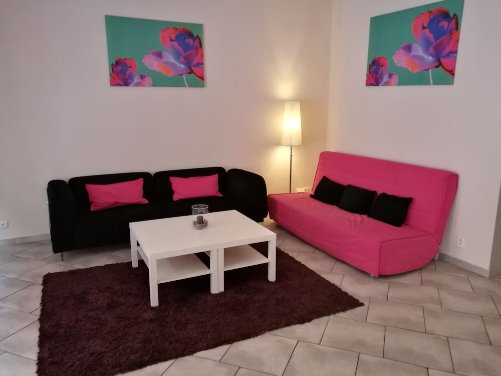 Purpur Aparthotel 33/48