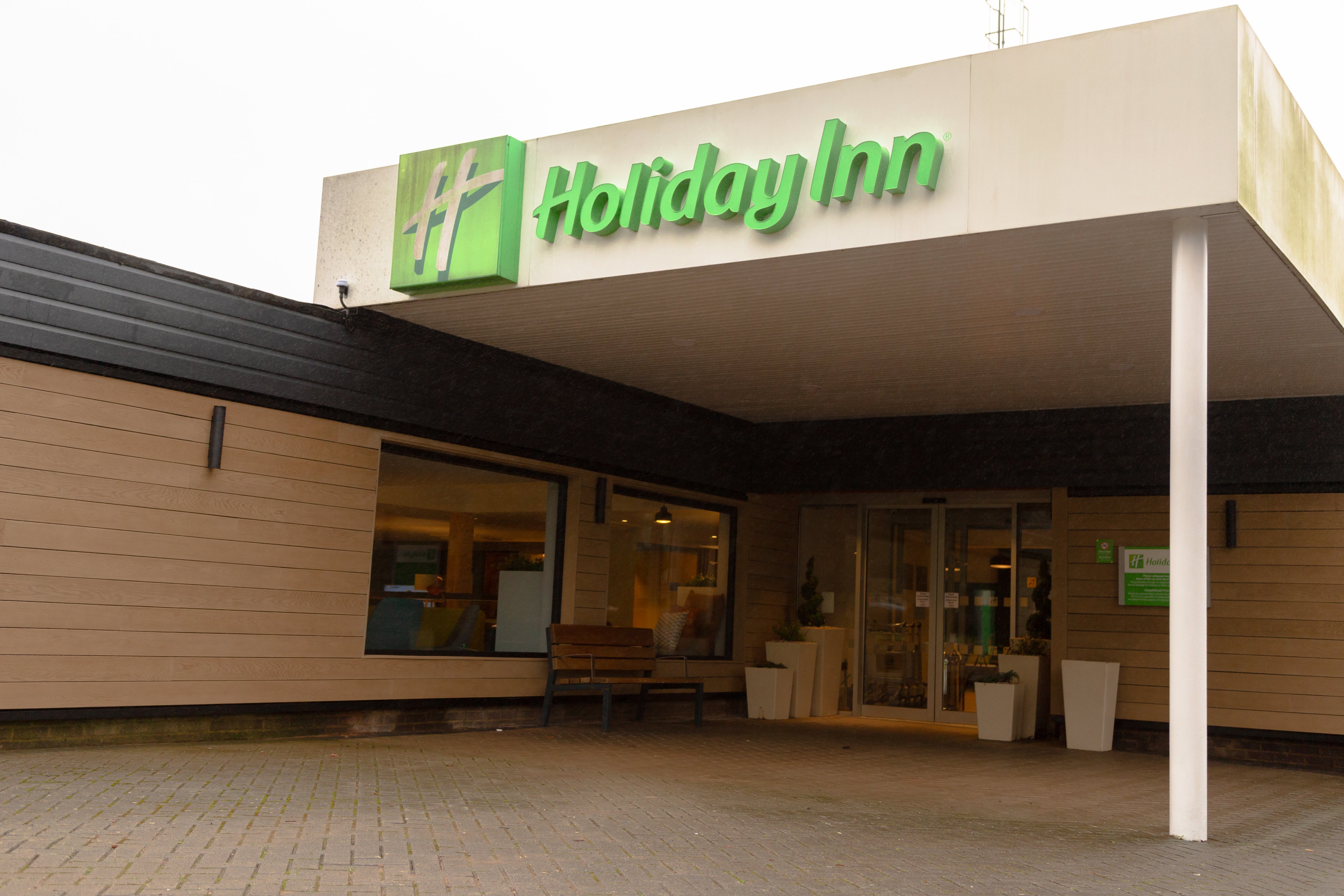 Holiday Inn Newport 1/46