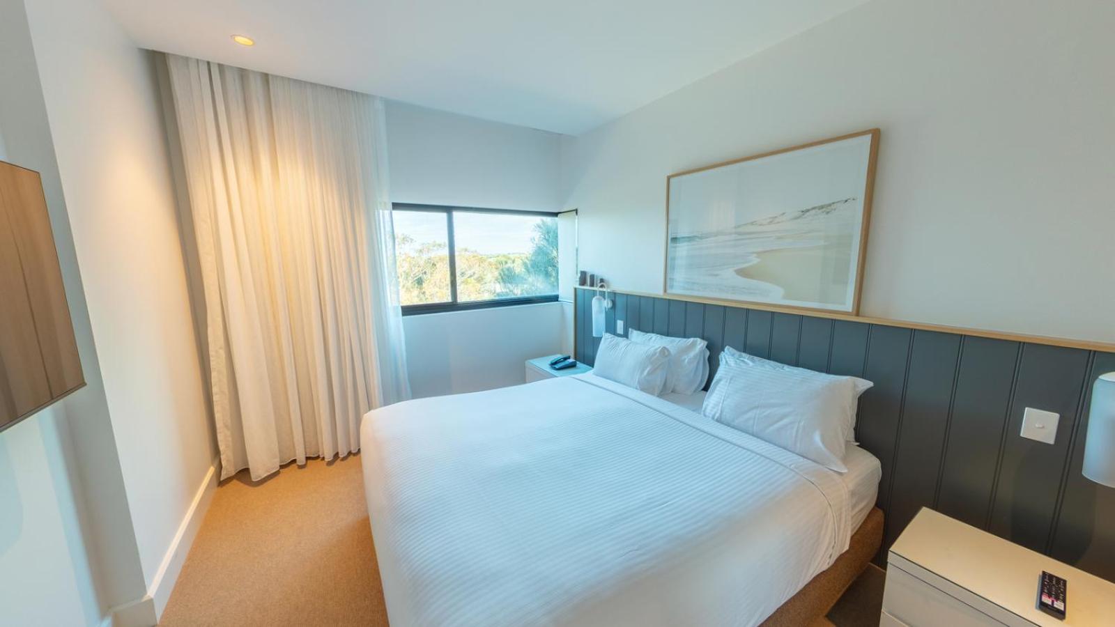1 Bedroom, Suite, Golf Course View، The Sands Torquay 2/8