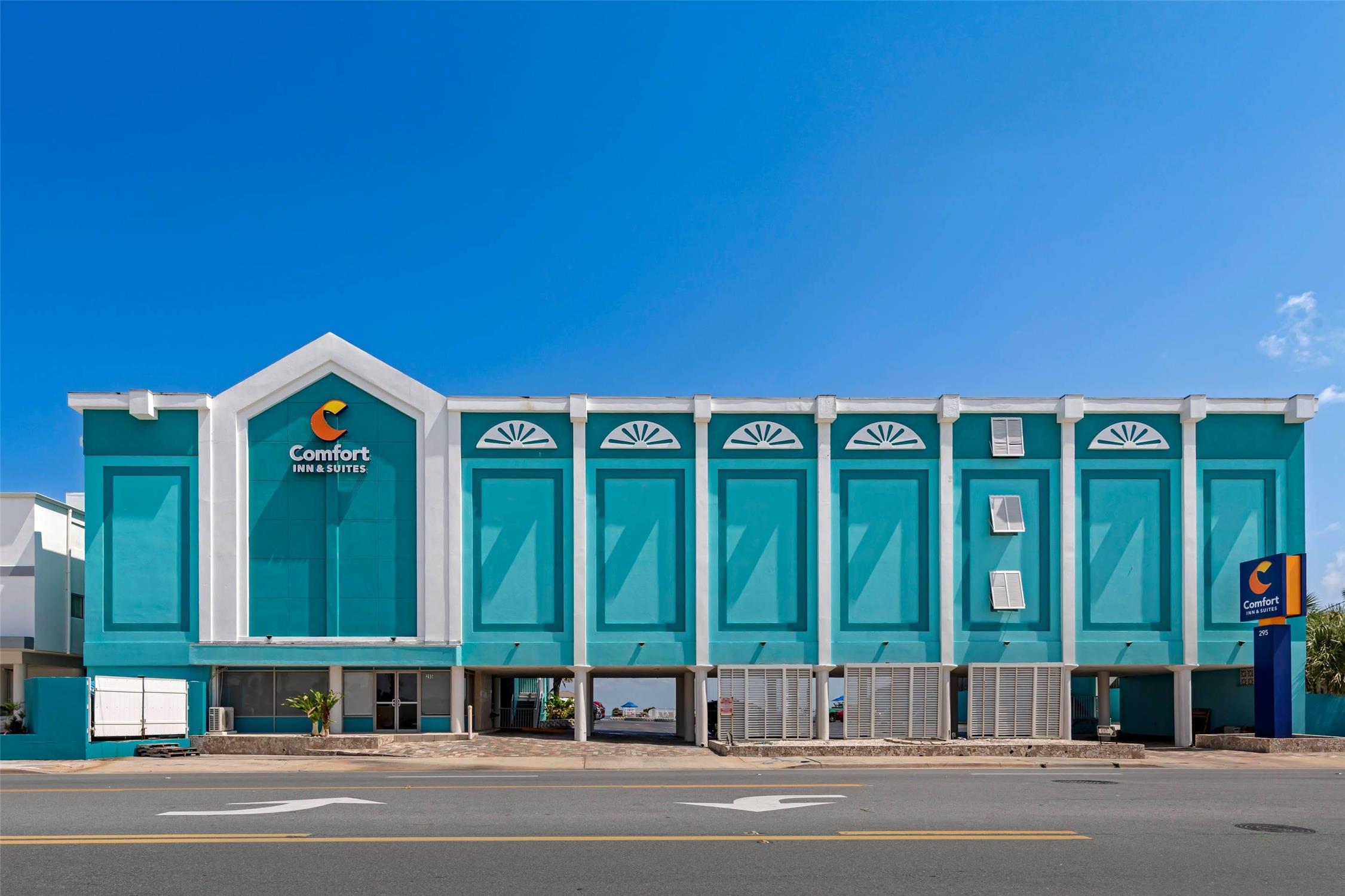 Comfort Inn & Suites Ormond Beach Oceanfront 1/25