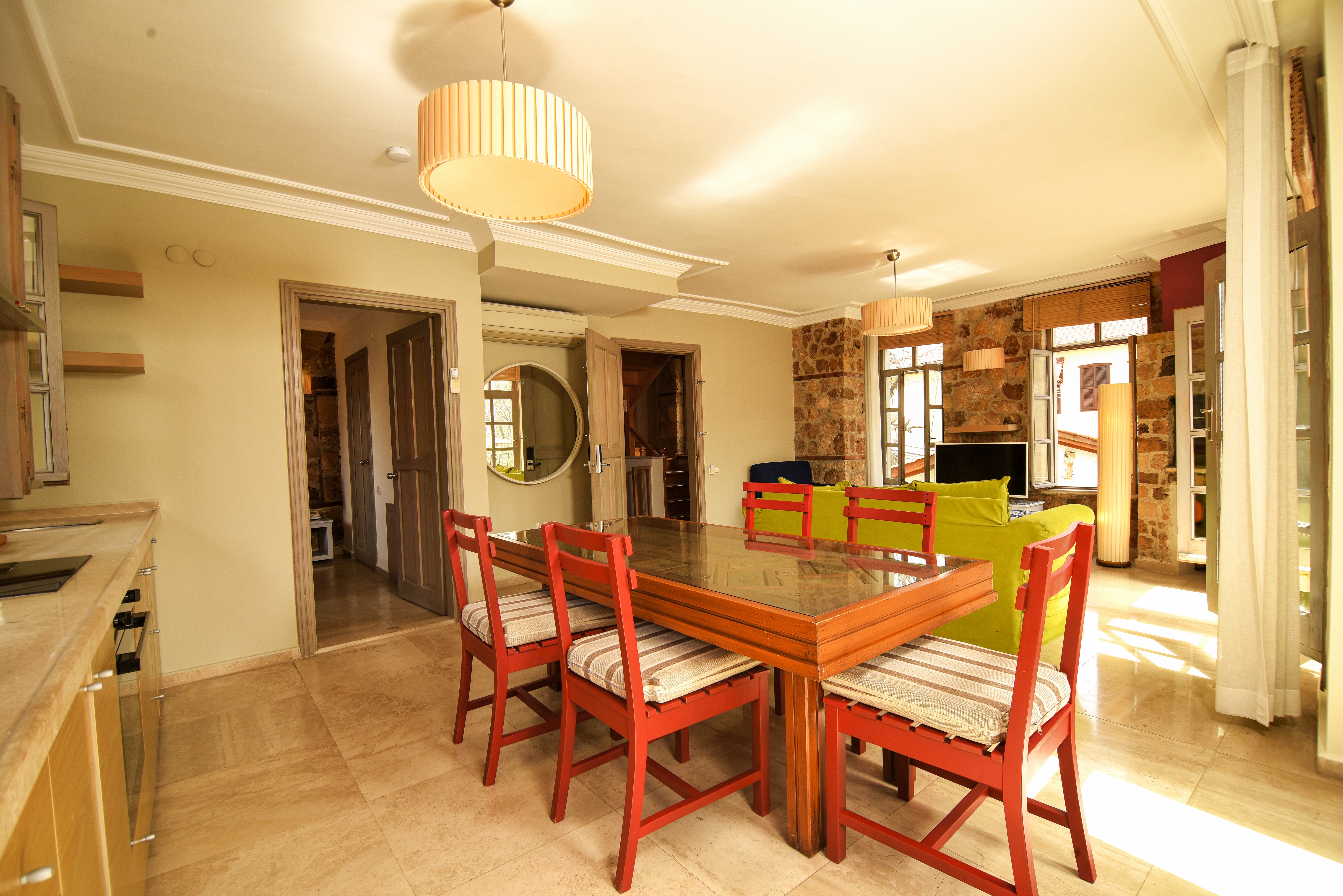 Fiore Garden Suites 35/50