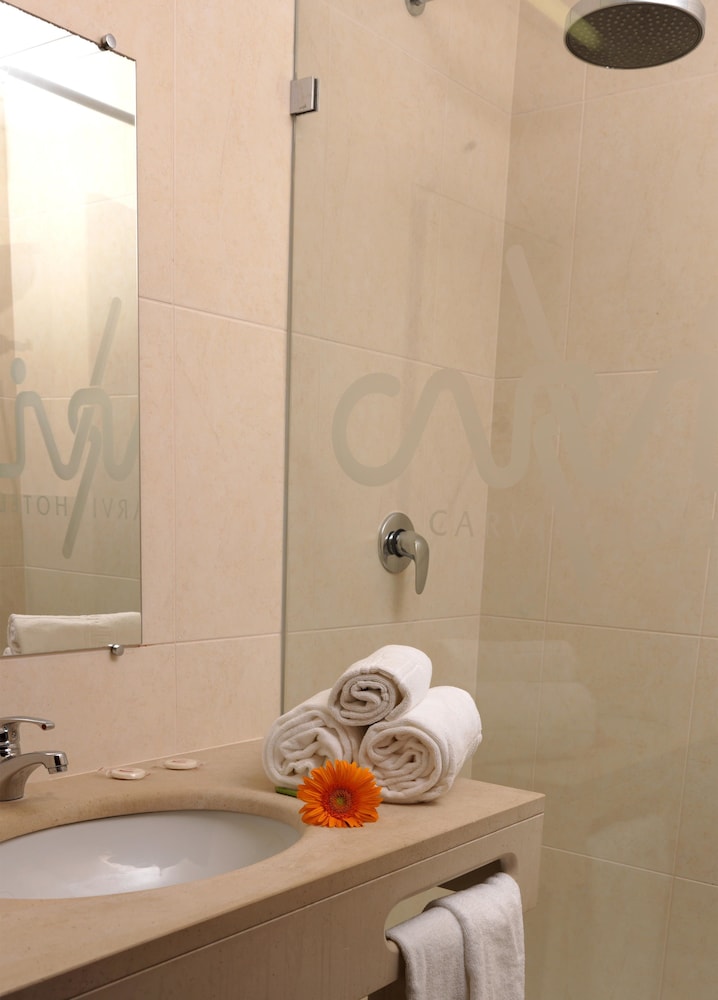 Carvi Beach Hotel 14/78